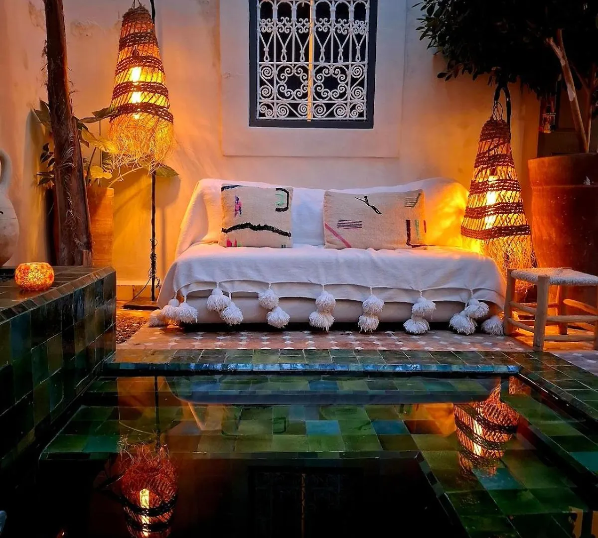 בית נופש מרקש Riad Dar El Hachmia - Central Private Riad, Air Cond, Heated Pool And Hammam